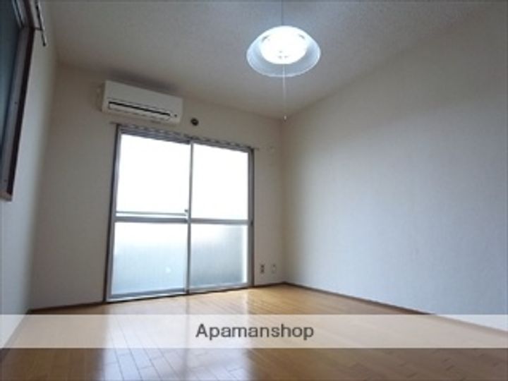 コーポ新道201の居間