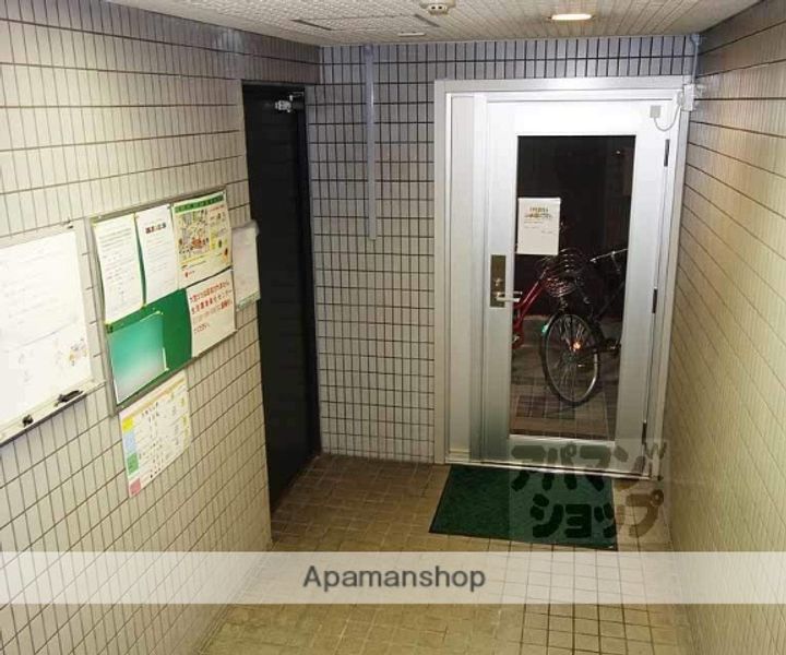 ヤングヴィレッジ河原町の外観