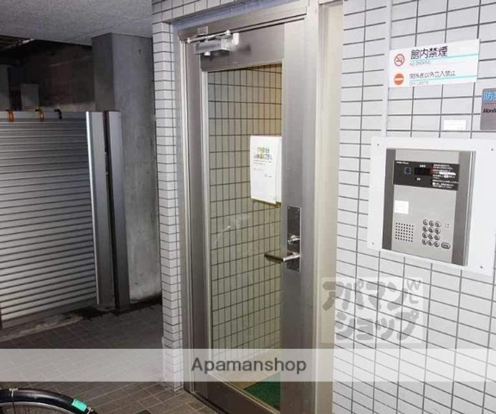 ヤングヴィレッジ河原町の外観