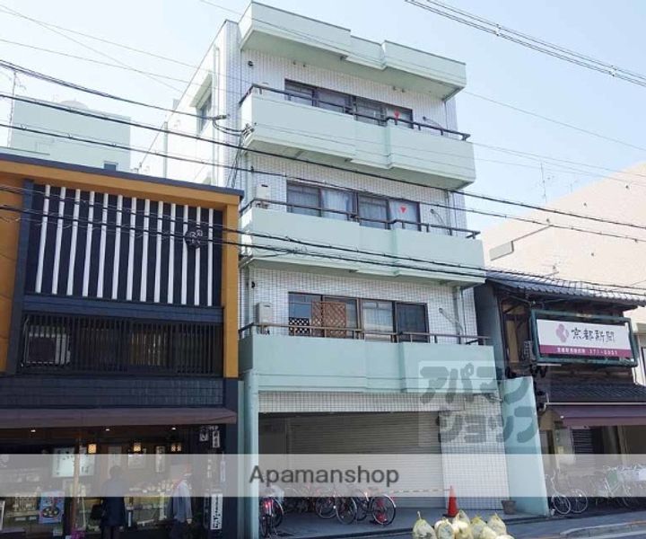 京都府京都市下京区大工町の賃貸マンションの外観