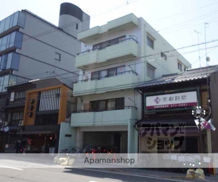 京都府京都市下京区大工町の賃貸マンションの外観