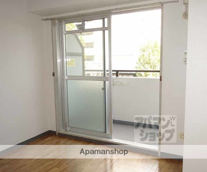 Gloire烏丸五条の内装