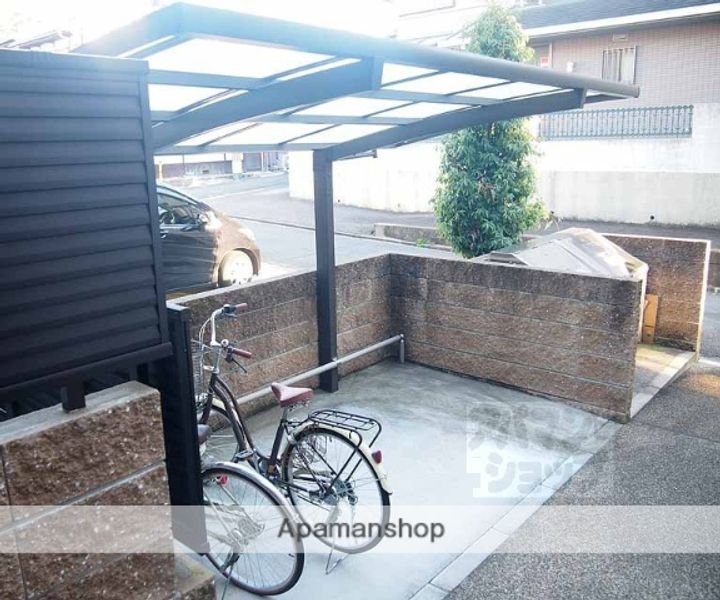京都府京都市東山区今熊野南日吉町の賃貸アパートの外観