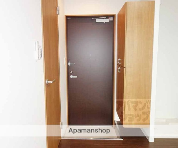 シボラ六条高倉の玄関