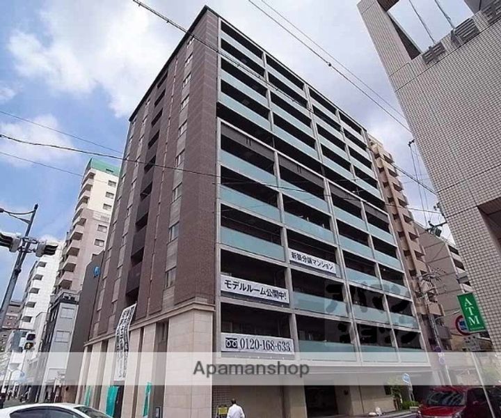 リソシエ西洞院センシア403の外観