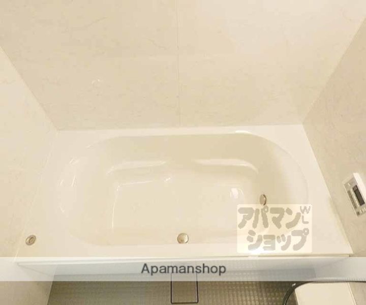サンシティドムス鴨川302の内装