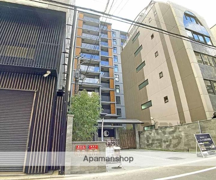 レ・ジェイド京都東洞院801の外観