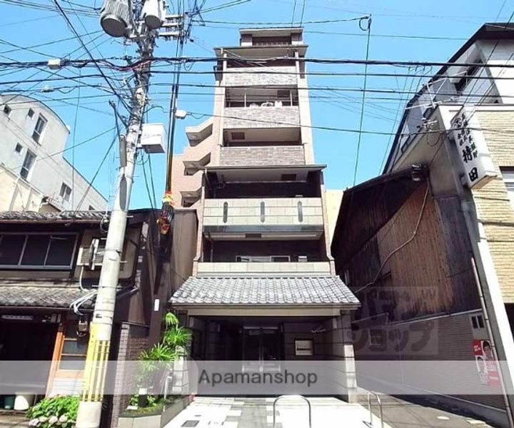 ベラジオ烏丸東101の外観