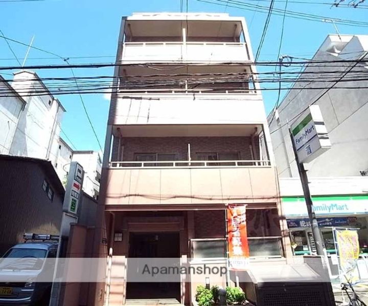 サンモールコート東洞院301の外観