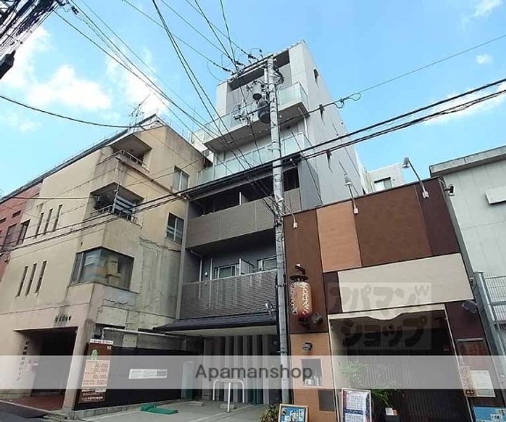 エベンエゼル三条305の外観