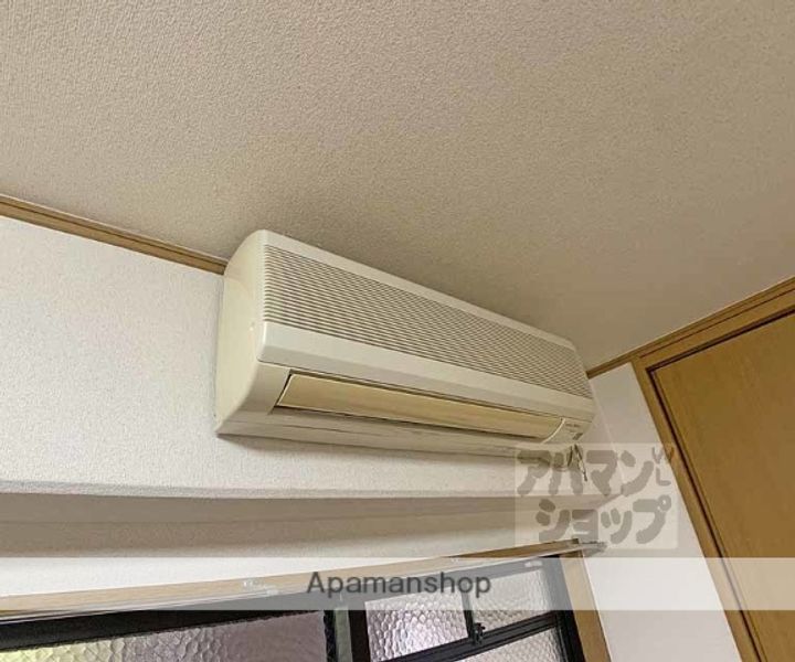 ΑPRIZEVI202の内装