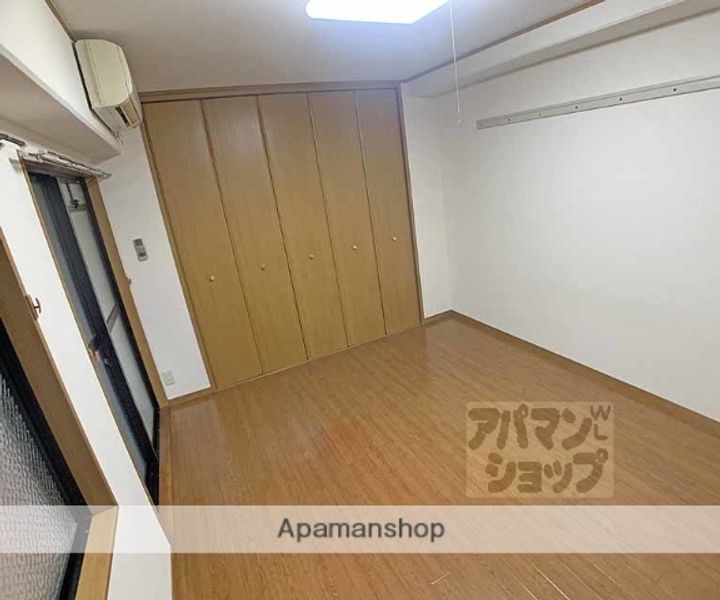 ΑPRIZEVI205の内装