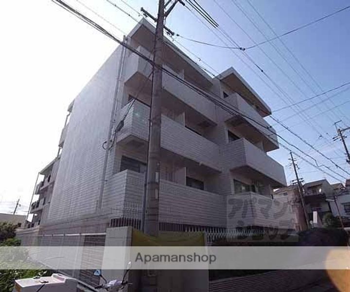 レスポワール山科105の外観
