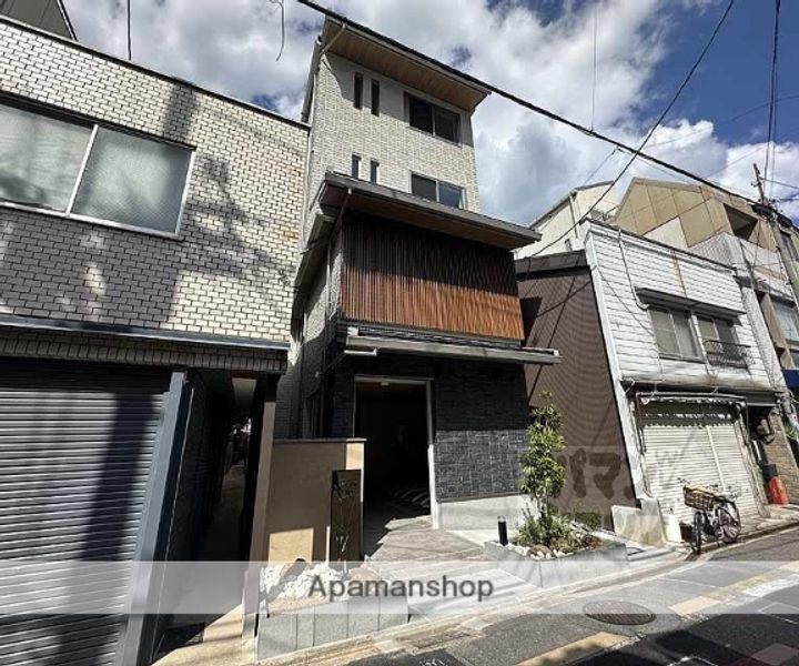 シャーメゾン ライズ ONE402の外観