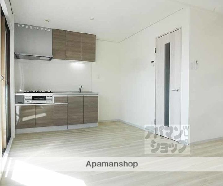 RーGRANTS京都安朱WEST(旧パレーシャル青木 A棟102の内装