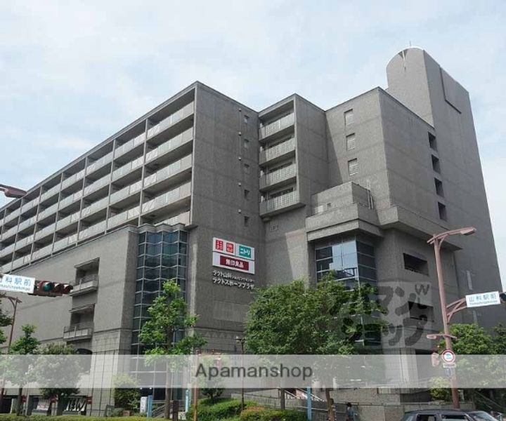 RーGRANTS京都安朱WEST(旧パレーシャル青木 A棟102の周辺