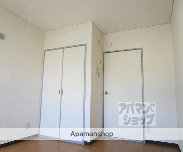 光陽マンション201の居間