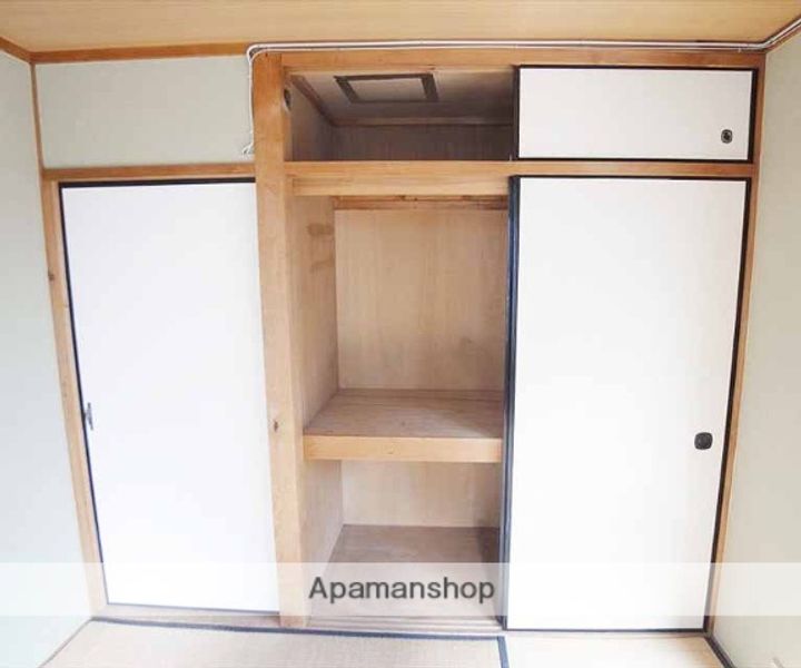 山田マンション新館202の内装