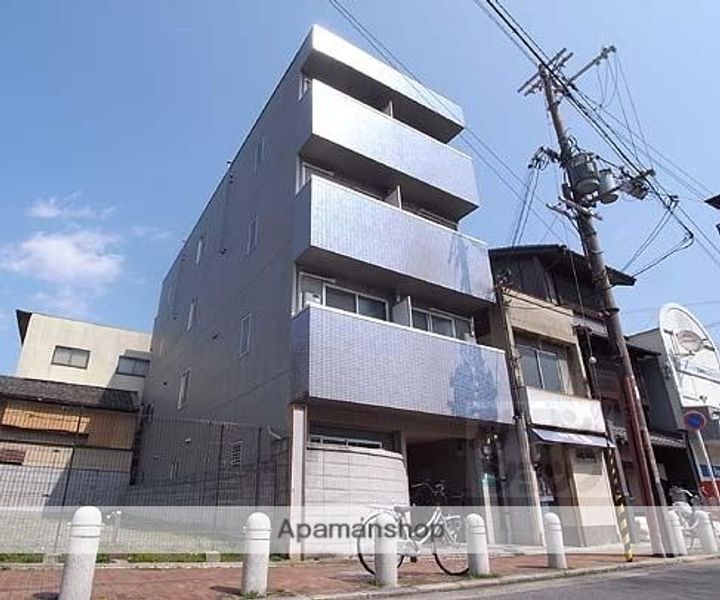 HAINES一条302の外観