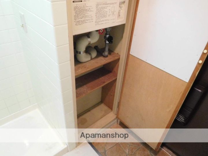 京都府京都市北区上賀茂葵之森町の賃貸マンションの内装