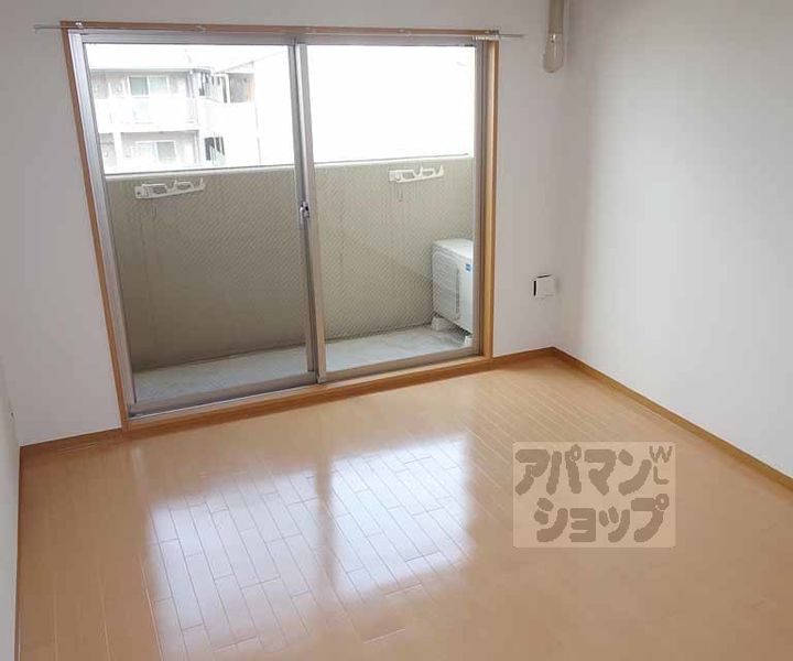 カスタリア京都西七条の内装