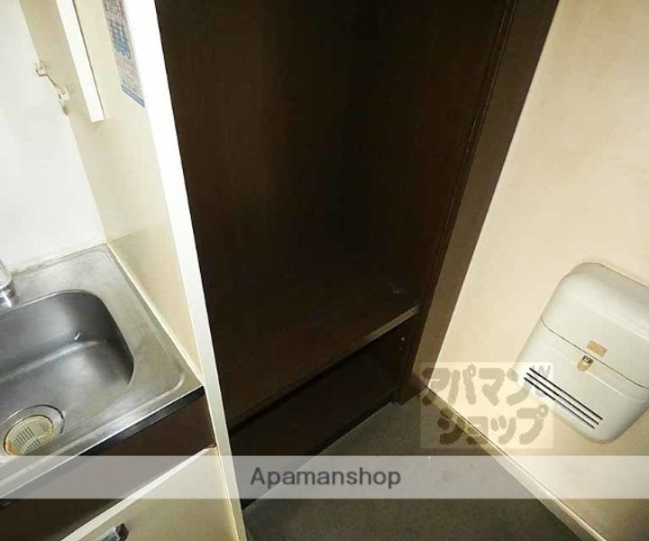 DーCOURT新町303の内装