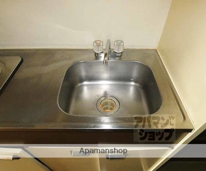 DーCOURT新町303の内装