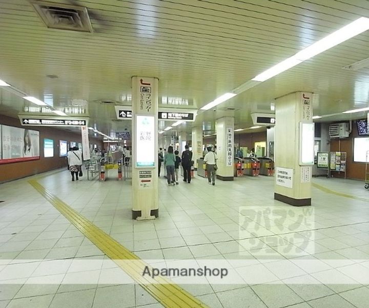 プレサンス京都四条烏丸の周辺