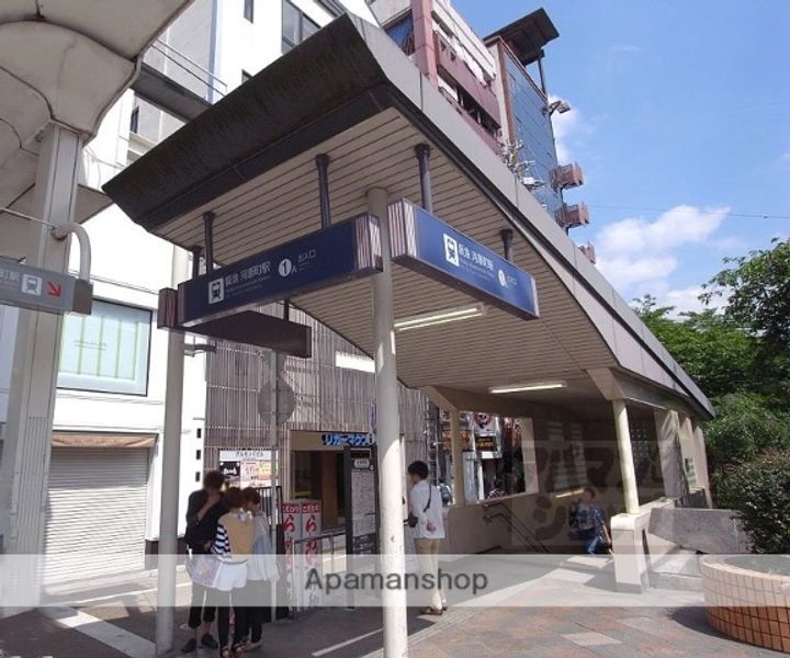 プレサンス京都四条烏丸の周辺