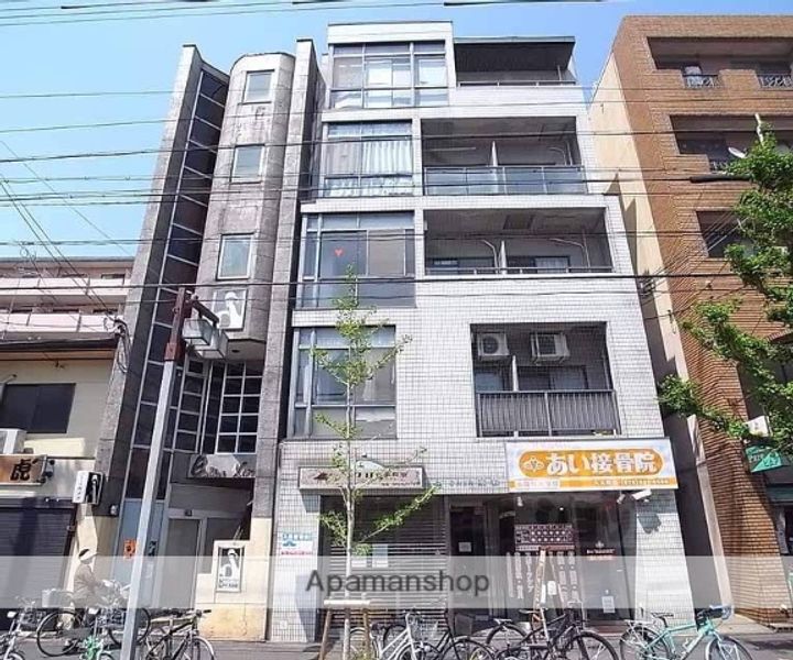 CASA聚楽402の外観