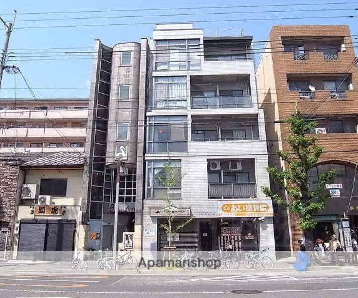 CASA聚楽402の外観