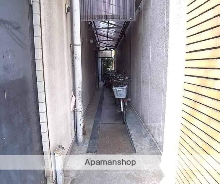 CASA聚楽402の外観