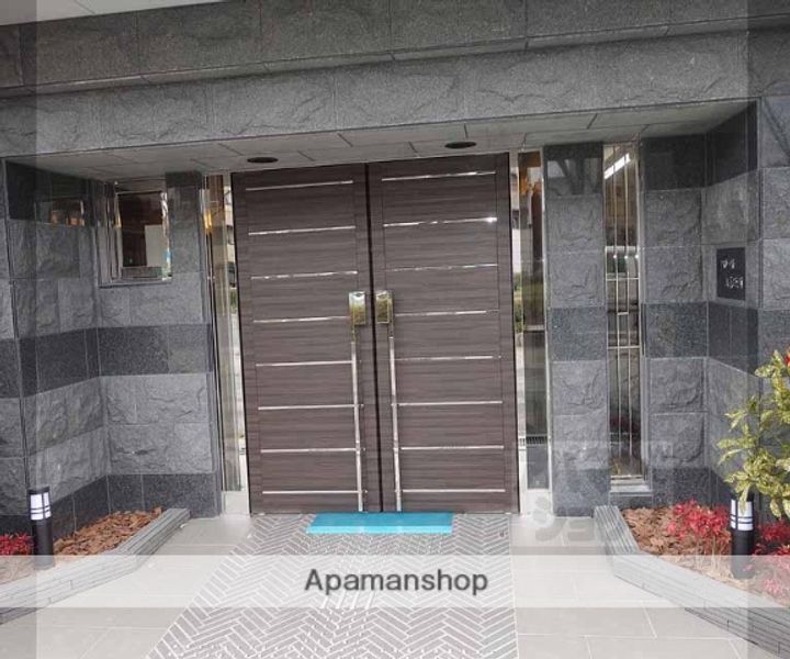 ルーエ五条堀川の外観