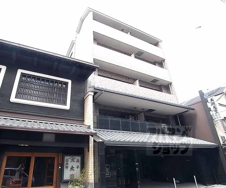 リーガル京都烏丸東403の外観