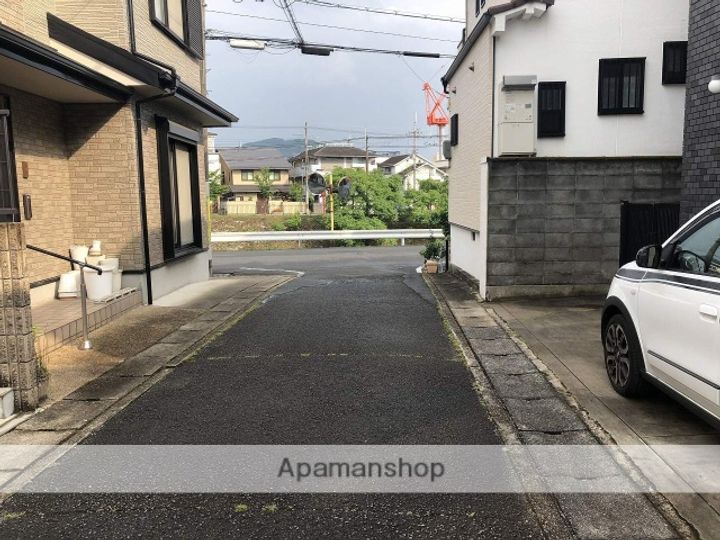 ジョイフルルーム中山202の周辺