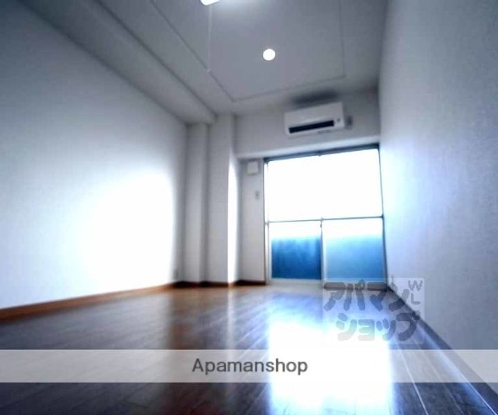 葛城マンション308の居間