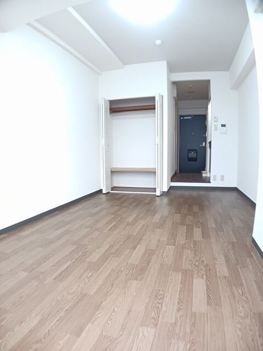 GLOIRE烏丸五条の居間