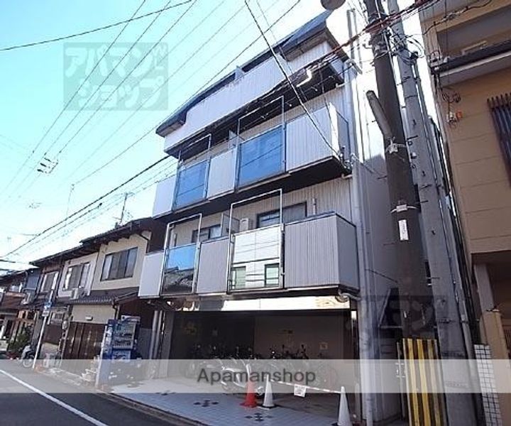 京都府京都市北区紫野上柏野町の賃貸マンションの外観