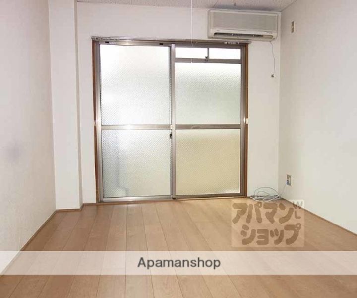 メゾンボール103の居間