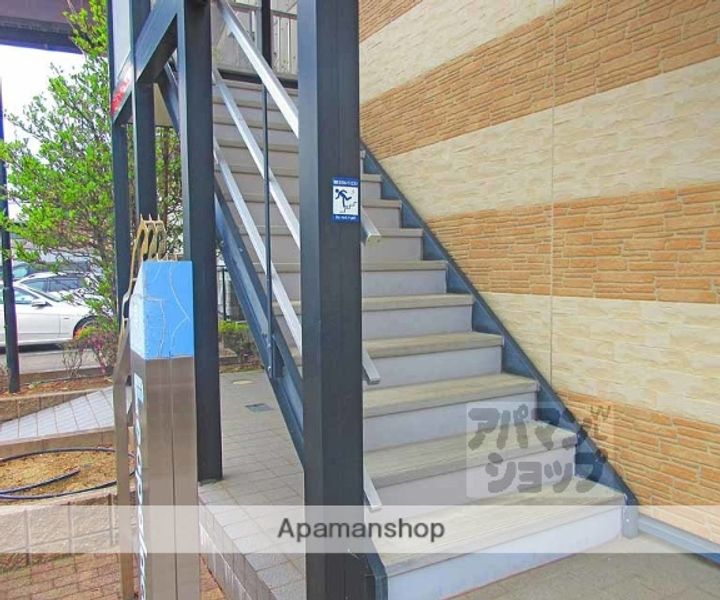 レオパレス司の外観