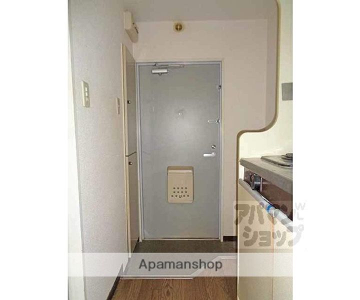 メゾン・ド・パヴィヨン106の玄関