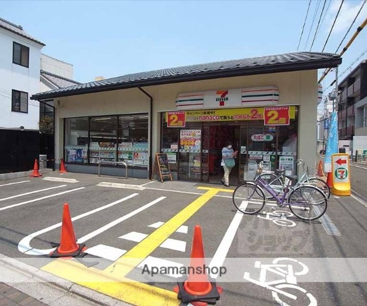 シャイニング桃山101の周辺