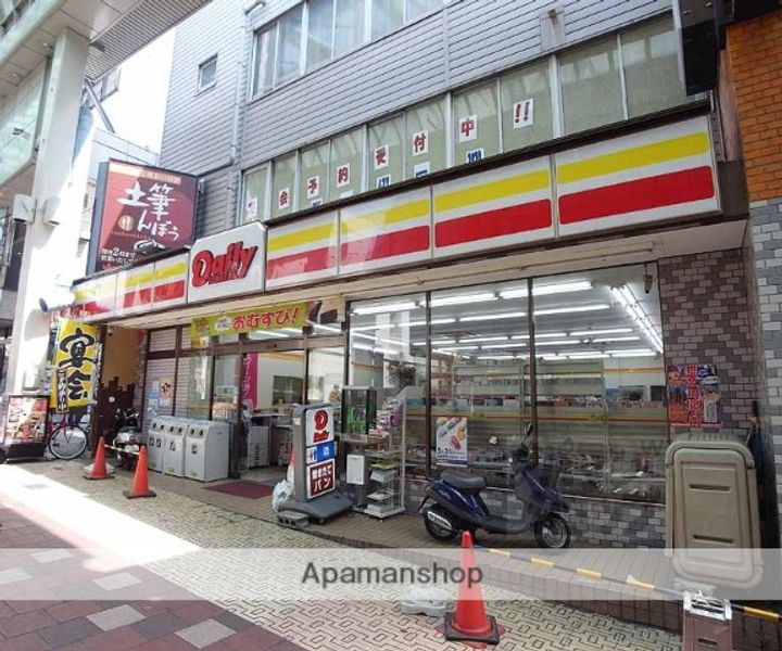 シャイニング桃山101の周辺