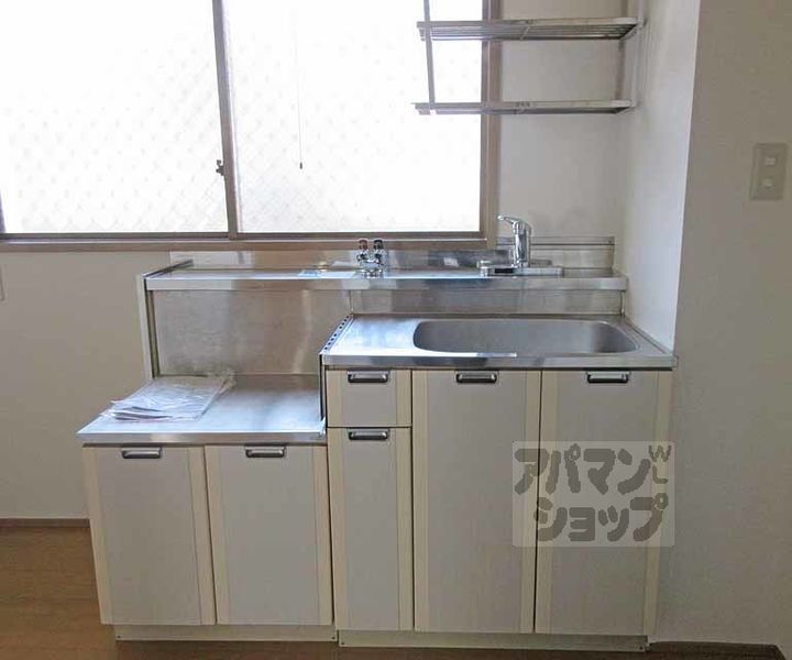 ソファレ藤森101のキッチン