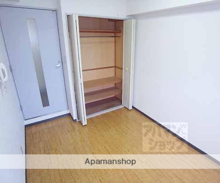 グランディール伏見104の内装