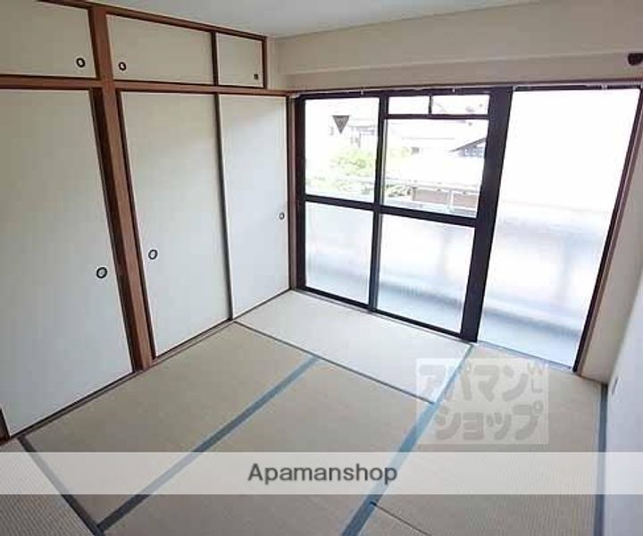 マンションFDK403の居間