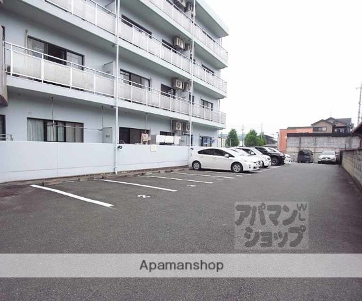 マンションFDK403の外観