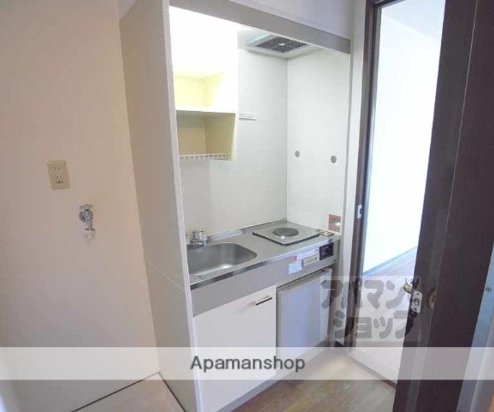 ランブラス清仁館306のキッチン