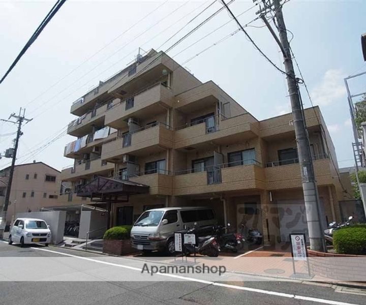 ライオンズマンション鴨川北108の外観