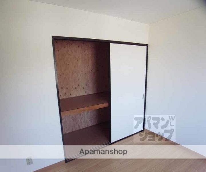 シャトレカルマン301の内装